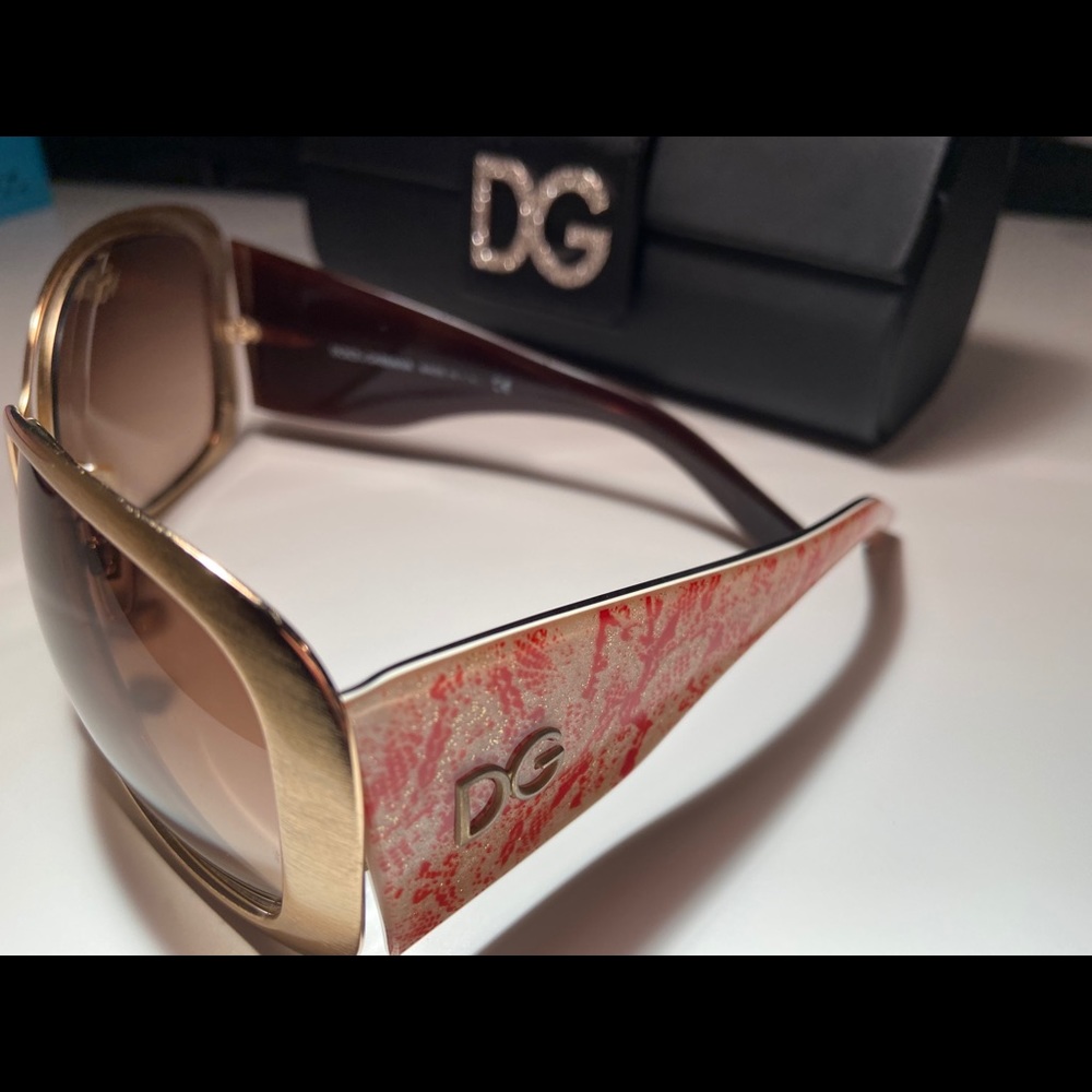D&G women sunglasses